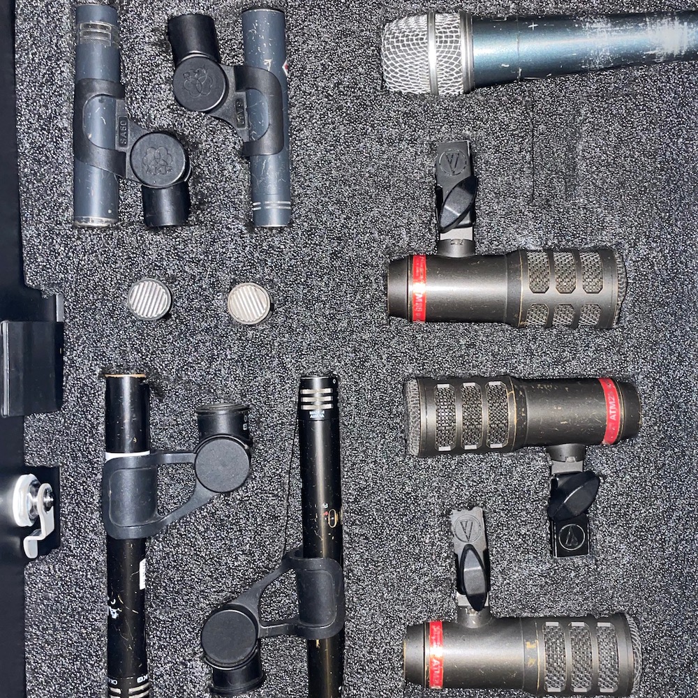 Picture of a microphone tray